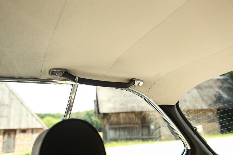 Детали интерьера BMW 3.0CSi (E9) 1974 года  (EU) (фото 111 из 198)